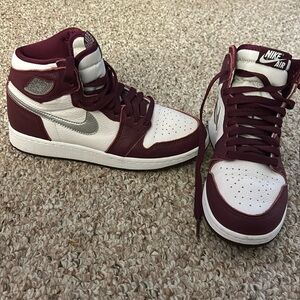 Air Jordan 1 Retro High OG GS ‘Bordeaux’